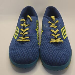 Umbro Spirito Youth Turf Soccer Sneakers Sz 5.5 Blue Lime Green Athletics Sports